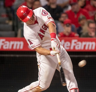 2019-04-05 MikeTrout