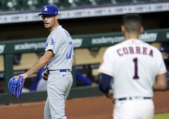 2020-07-28 JoeKellyCarlosCorrea