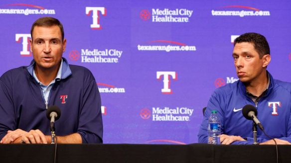 Chris Young, Jon Daniels